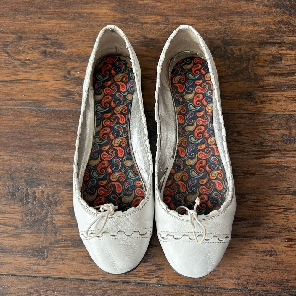 Marc Fisher Women Ballet Slippers - Picture 2 of 10